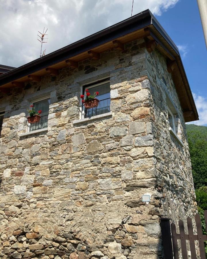 Il Riccio Di Ricciano Couette-café Casale Corte Cerro