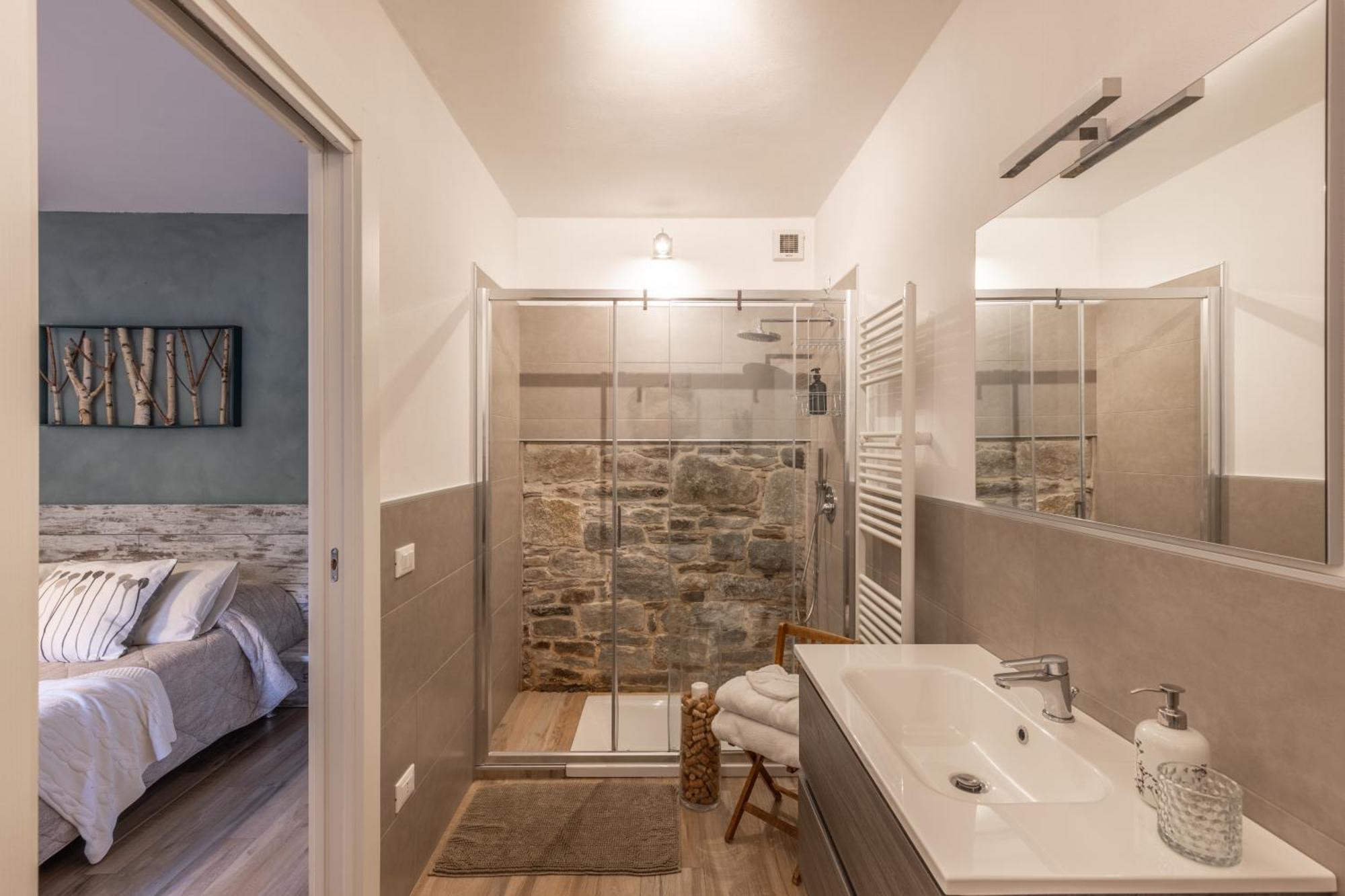 Il Riccio Di Ricciano Bed & Breakfast Casale Corte Cerro
