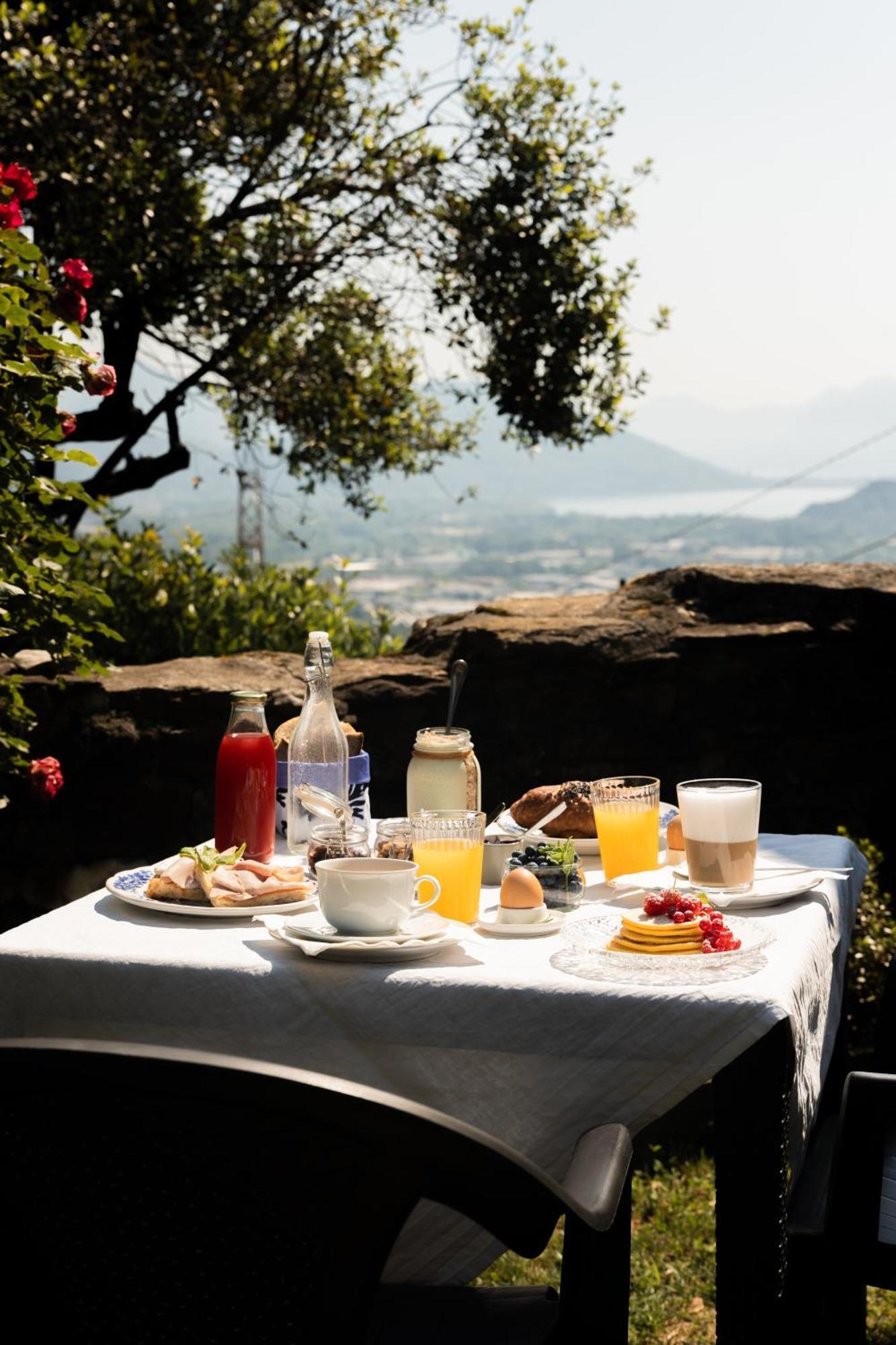 Il Riccio Di Ricciano Couette-café *